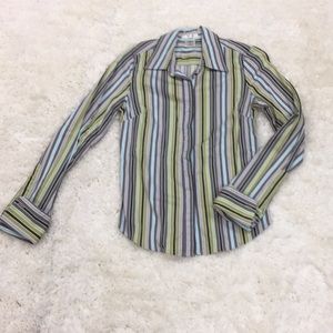 Old Navy Button Up Top, Size XS 🖤